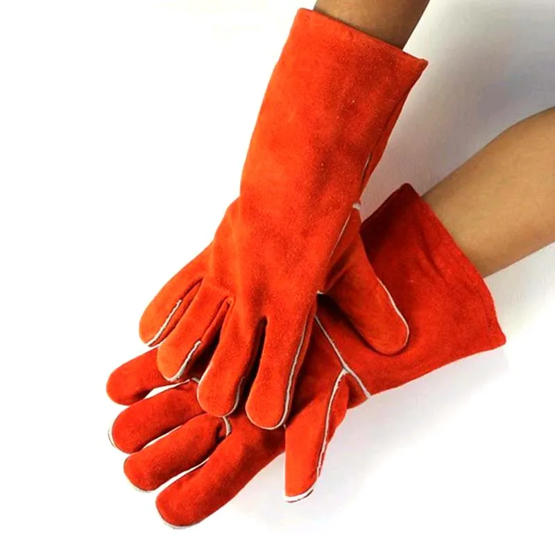 Стандарт визначає теплові властивості рукавичок для захисту від підвищених температур і / або полум'я